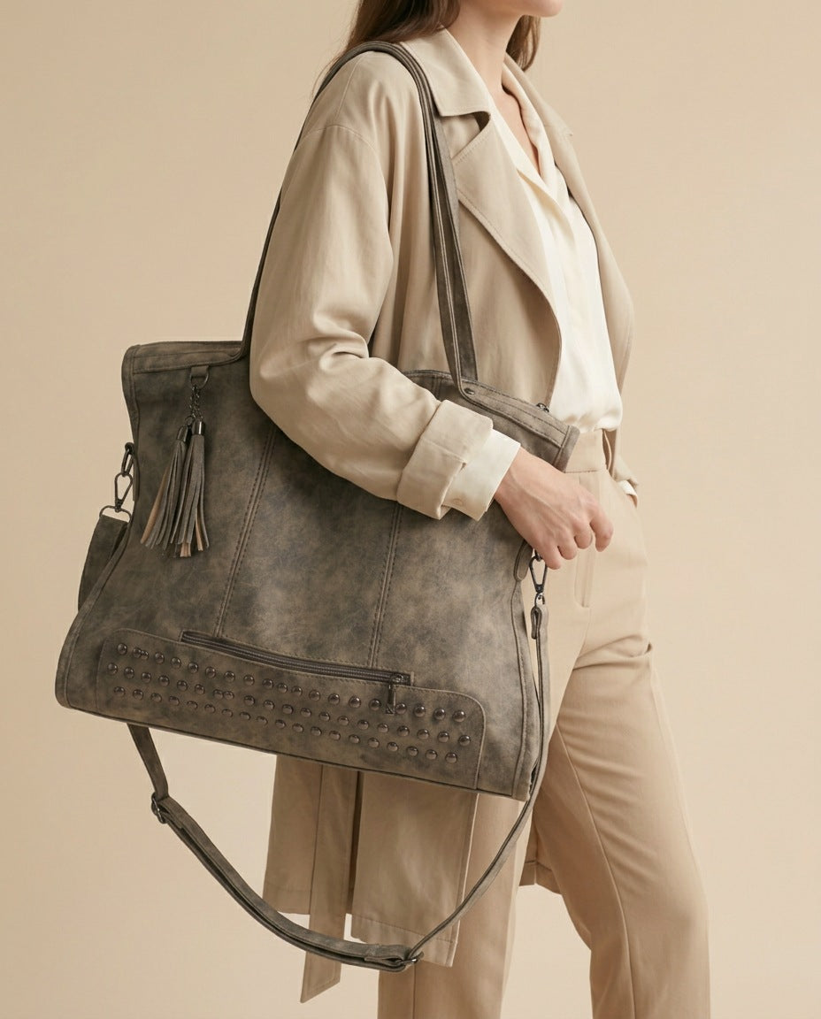 Sac cabas nalu en daim cloute grand format