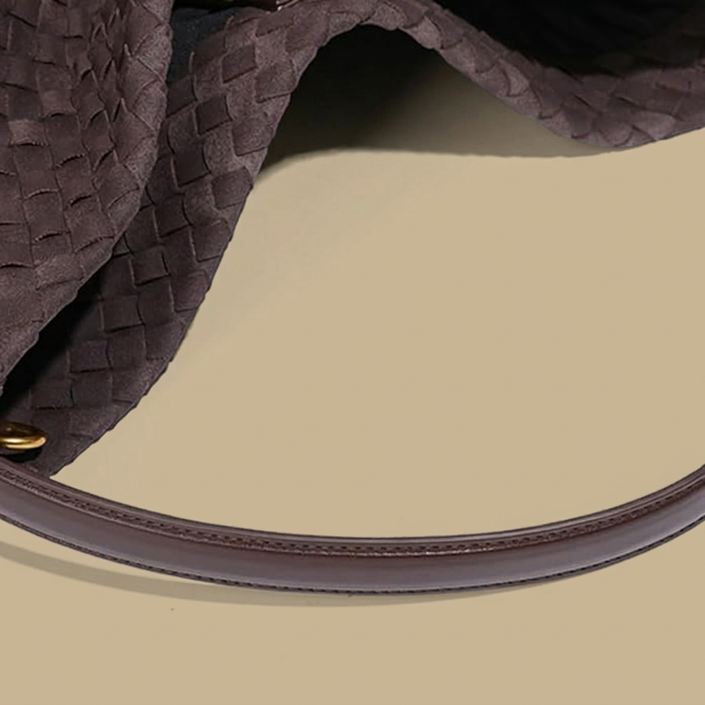 Sac hobo Muro en daim tressé